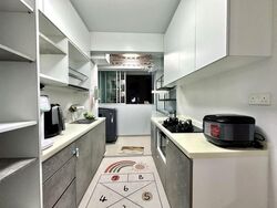 Blk 292A Skypeak @ Bukit Batok (Bukit Batok), HDB 3 Rooms #583022661